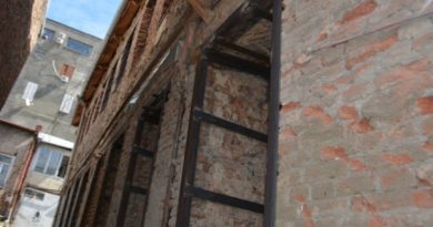 ძველ თბილისში ავარიული სახლების კაპიტალური შეკეთება მიმდინარეობს